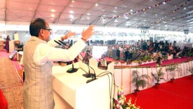 CM Ladli Behna Yojana : मुख्यमंत्री ने बहनों पर पुष्प-वर्षा के साथ किया राशि का अंतरण जबलपुर के राज्य स्तरीय कार्यक्रम से जुड़ी पूरे प्रदेश की बहनें
