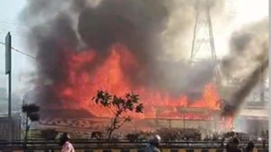 Indore Bus in Fire: बस में लगी भीषण आग, जलकर हुई खाक