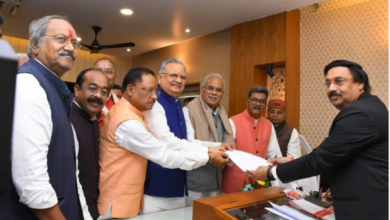 CG Breaking : डॉ. रमन होंगे विधानसभा के निर्विरोध अध्यक्ष…सीएम साय के साथ दाखिल किया नामांकन CG Breaking : डॉ. रमन होंगे विधानसभा के निर्विरोध अध्यक्ष…सीएम साय के साथ दाखिल किया नामांकन