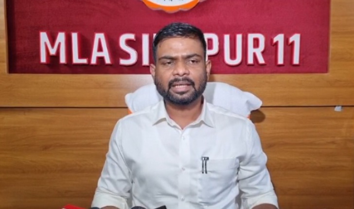 CG BREAKING : नायब तहसीलदार से मारपीट मामले में गरमाई राजनीति, विधायक रामकुमार टोप्पो ने किया ऐलान, बोले – मैं खुद अपनी गिरफ्तारी देने जा रहा हूं