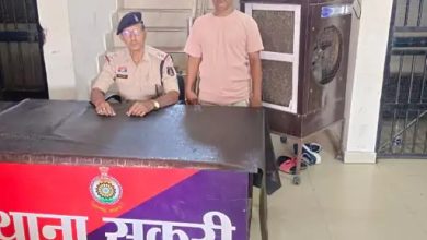 हेडमास्टर ने बेटे संग मिलकर पत्नी के बॉयफ्रेंड को मार-डाला:2 साल से अफेयर, मिलने से रोका, नहीं माना तो चार्जिंग केबल से घोंटा गला