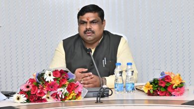 शिक्षा मंत्री गजेंद्र यादव बोले- टीचर्स करा रहे आंदोलन:समीक्षा बैठक में कहा- प्राचार्यों का फोकस केबिन स्पेस पर; यूट्यूब पत्रकारों की एंट्री बंद करें