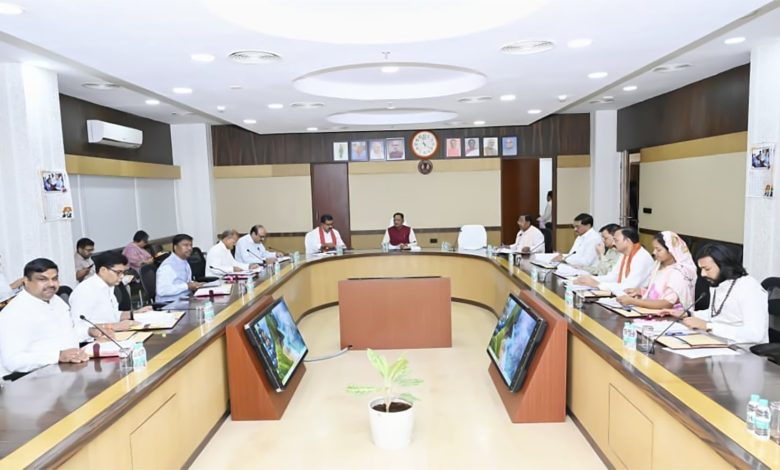 CG Cabinet Meeting: साय कैबिनेट की बैठक में कई महत्वपूर्ण फैसलों पर लगी मुहर; पावर कंपनी के IPO को मिली मंजूरी, कृषक उन्नति योजना नए स्वरूप में होगी लागू, 240 ई-बसों का रास्ता साफ CG Cabinet Meeting: साय कैबिनेट की बैठक में कई महत्वपूर्ण फैसलों पर लगी मुहर; पावर कंपनी के IPO को मिली मंजूरी, कृषक उन्नति योजना नए स्वरूप में होगी लागू, 240 ई-बसों का रास्ता साफ