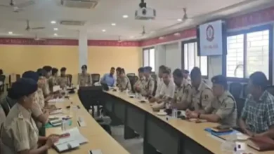रायपुर पुलिस कमिश्नरेट की समीक्षा बैठक:कमिश्नर ने क्राइम DCP को स्पेशल टीम बनाने की दी नसीहत, मीटिंग में ACP को मिली समझाइश