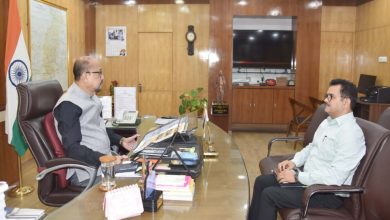 अवैध रेत उत्खनन पर राज्यपाल बोले- नदियों के अस्तित्व से खिलवाड़ मंजूर नहीं, खनिज विभाग के सचिव को दिए कार्रवाई के निर्देश