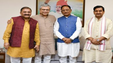 रेल नेटवर्क का विस्तार: परियोजनाओं को आगे बढ़ाने मंत्री ने दिया आश्वासन, CM साय ने कहा- विकास के लिए आधुनिक रेल संपर्क आवश्यक