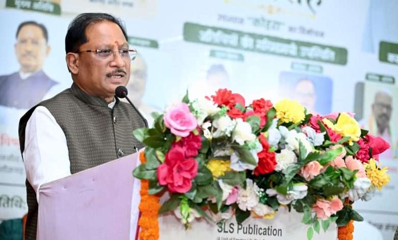 रायपुर : ‘कोहरा’ जैसी रचनाएं समाज को सजग करने और सच सामने लाने का सशक्त माध्यम : मुख्यमंत्री श्री विष्णु देव साय रायपुर : ‘कोहरा’ जैसी रचनाएं समाज को सजग करने और सच सामने लाने का सशक्त माध्यम : मुख्यमंत्री श्री विष्णु देव साय