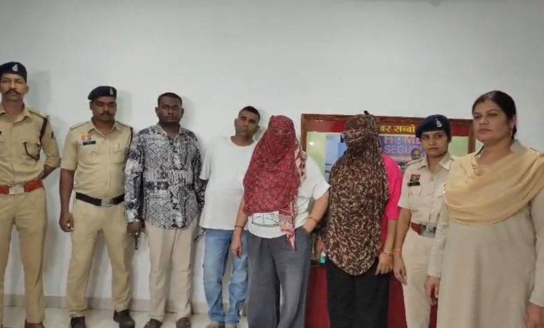 नाबालिग से 3 साल तक रेप, 2 बार प्रेग्नेंट हुई:दवा खिलाकर अबॉर्शन कराया; दूसरी बार शादीशुदा बताकर कराई डिलीवरी, फिर नवजात को बेचा