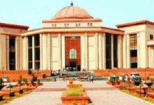 CG NEWS : ‘चरित्रहीन’, ‘वेश्या’, ‘कॉलगर्ल’ और किन्नर जैसे शब्दों पर रोक, यौन अपराध मामलों में बदलेगी न्यायिक भाषा, छत्तीसगढ़ हाई कोर्ट ने दिए निर्देश