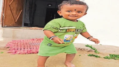 मातम में बदलीं तीज की खुशियां, खेलते-खेलते मौत के गड्ढे में समा गया ढाई साल का मासूम