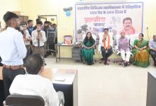 मेडिकल कॉलेज कवर्धा में प्रथम बैच की पढ़ाई शुरू, डिप्टी सीएम विजय शर्मा बोले – डॉक्टर बनना मंजिल नहीं, समाज सेवा करना असली लक्ष्य