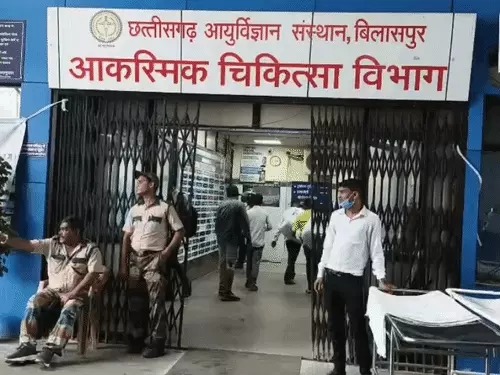 पति-सास-देवर ने नवविवाहिता को गला घोंटकर मार-डाला:सुसाइड दिखाने फंदे पर शव लटकाया, दहेज के लिए हत्या, पोस्टमॉर्टम रिपोर्ट से खुला राज पति-सास-देवर ने नवविवाहिता को गला घोंटकर मार-डाला:सुसाइड दिखाने फंदे पर शव लटकाया, दहेज के लिए हत्या, पोस्टमॉर्टम रिपोर्ट से खुला राज
