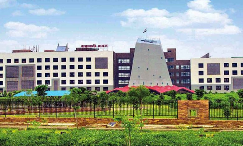 CG Transfer News: स्वास्थ्य विभाग में बड़े पैमाने पर तबादला, कई जिलों में बदले गए CMHO, देखें लिस्ट