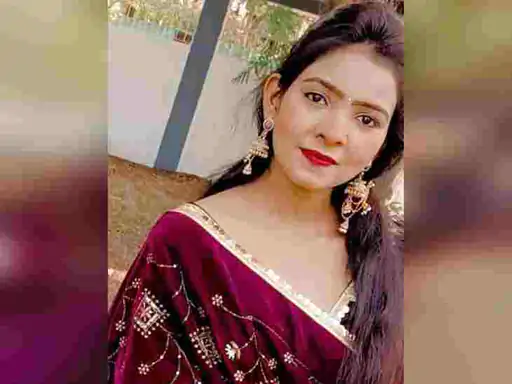 लिव-इन-पार्टनर के घर महाराष्ट्र के गर्लफ्रेंड की संदिग्ध मौत, CISF-बॉयफ्रेंड गोद में शव लेकर बैठा रहा लिव-इन-पार्टनर के घर महाराष्ट्र के गर्लफ्रेंड की संदिग्ध मौत, CISF-बॉयफ्रेंड गोद में शव लेकर बैठा रहा