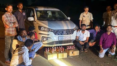 शराब दुकान के सुपरवाइजर व सेल्समैन बने कोचिए! संकुल समन्वयक शिक्षक समेत 7 रंगे हाथों गिरफ्तार, 8 लाख की कार और 160 पाव शराब जब्त