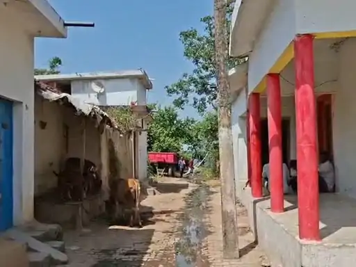 डिलीवरी के बाद नवजात लापता, 2 अज्ञात महिलाओं पर शक:घर पर अकेली थी 8 माह की गर्भवती महिला; मदद के लिए पहुंची थीं महिलाएं डिलीवरी के बाद नवजात लापता, 2 अज्ञात महिलाओं पर शक:घर पर अकेली थी 8 माह की गर्भवती महिला; मदद के लिए पहुंची थीं महिलाएं