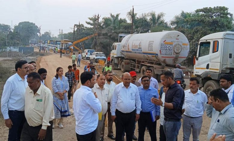 Raipur News: लोक निर्माण विभाग के सचिव ने सड़कों की मरम्मत और बीटी पैच कार्यों में तेजी लाने के दिए निर्देश Raipur News: लोक निर्माण विभाग के सचिव ने सड़कों की मरम्मत और बीटी पैच कार्यों में तेजी लाने के दिए निर्देश