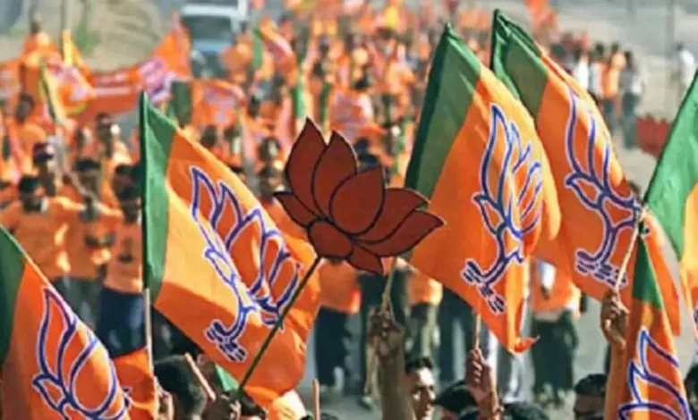 BJP को झटका : साजा विधायक ईश्वर साहू से नाराज 15 पदाधिकारियों ने दिया इस्तीफा