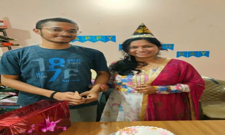 अफेयर और पैसों के विवाद में टीचर मां-बेटे की हत्या:गर्लफ्रेंड ने 20 लाख लोन लिया, इसे लेकर बॉयफ्रेंड से था विवाद, संदेही हिरासत में