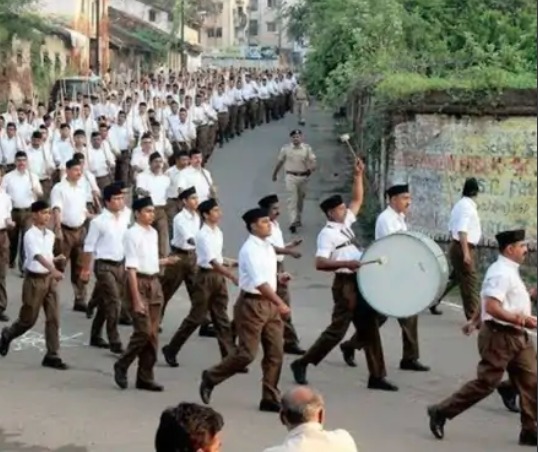 RSS में पहली बार राज्य इकाईयां बनेंगी:11 क्षेत्र घटकर 9 होंगे, 46 प्रांतों से बनेंगे करीब 90 संभाग; संगठन का ढांचा बदलेगा RSS में पहली बार राज्य इकाईयां बनेंगी:11 क्षेत्र घटकर 9 होंगे, 46 प्रांतों से बनेंगे करीब 90 संभाग; संगठन का ढांचा बदलेगा