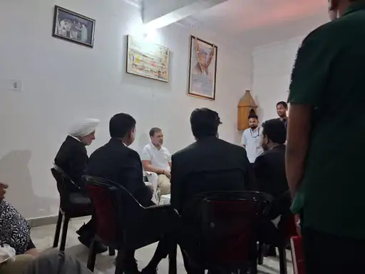 राहुल गांधी शाह मानहानि केस में 8 साल बाद बरी:जज ने 16 मिनट में फैसला सुनाया, 3 कारण- जिसकी वजह से कोर्ट ने दोषमुक्त किया राहुल गांधी शाह मानहानि केस में 8 साल बाद बरी:जज ने 16 मिनट में फैसला सुनाया, 3 कारण- जिसकी वजह से कोर्ट ने दोषमुक्त किया